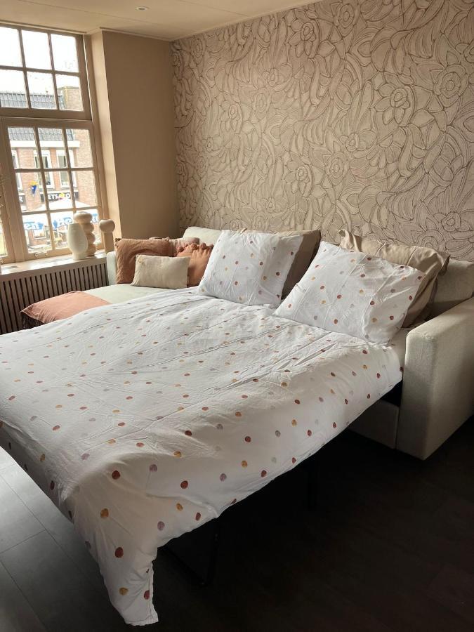 Bed Bij Bistro Apartment Medemblik Bagian luar foto
