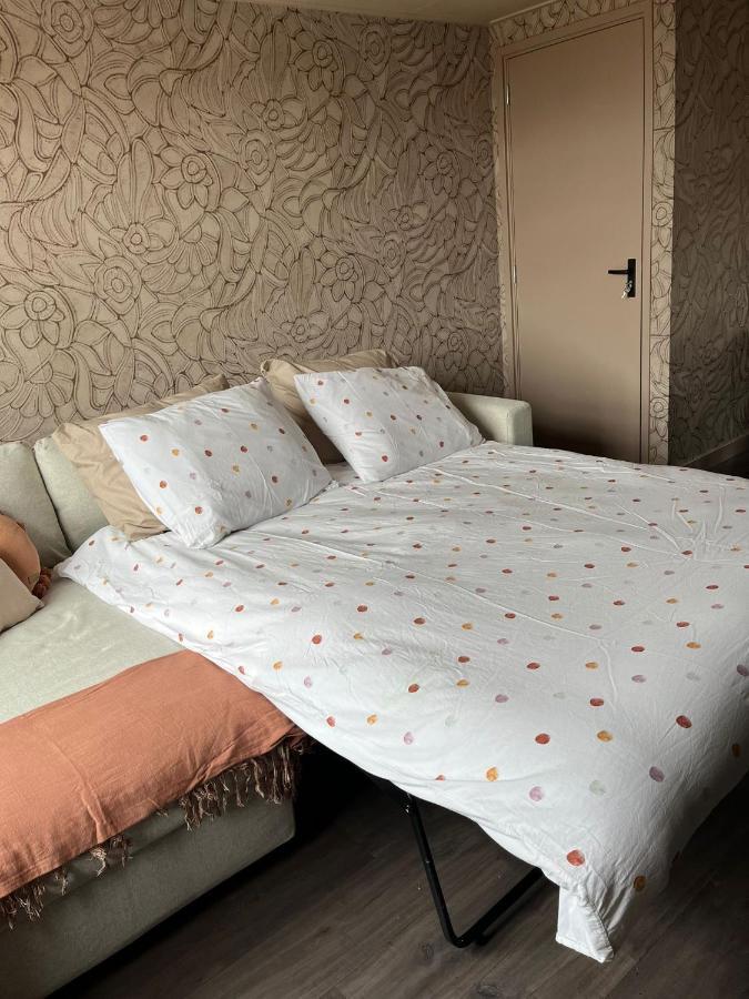Bed Bij Bistro Apartment Medemblik Bagian luar foto